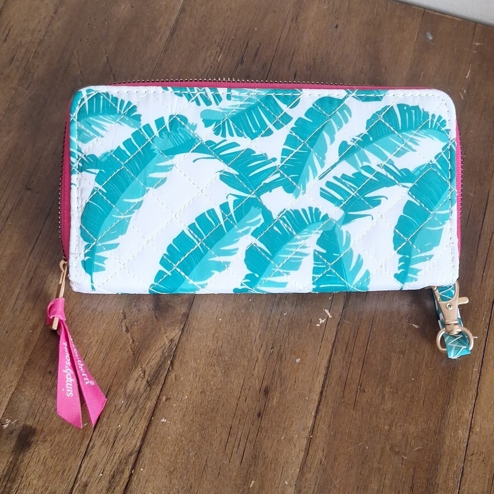 Simply Southern Green Palm Leaf Quilted Wristlet Wallet | Water-Resistant - Picture 2 of 5